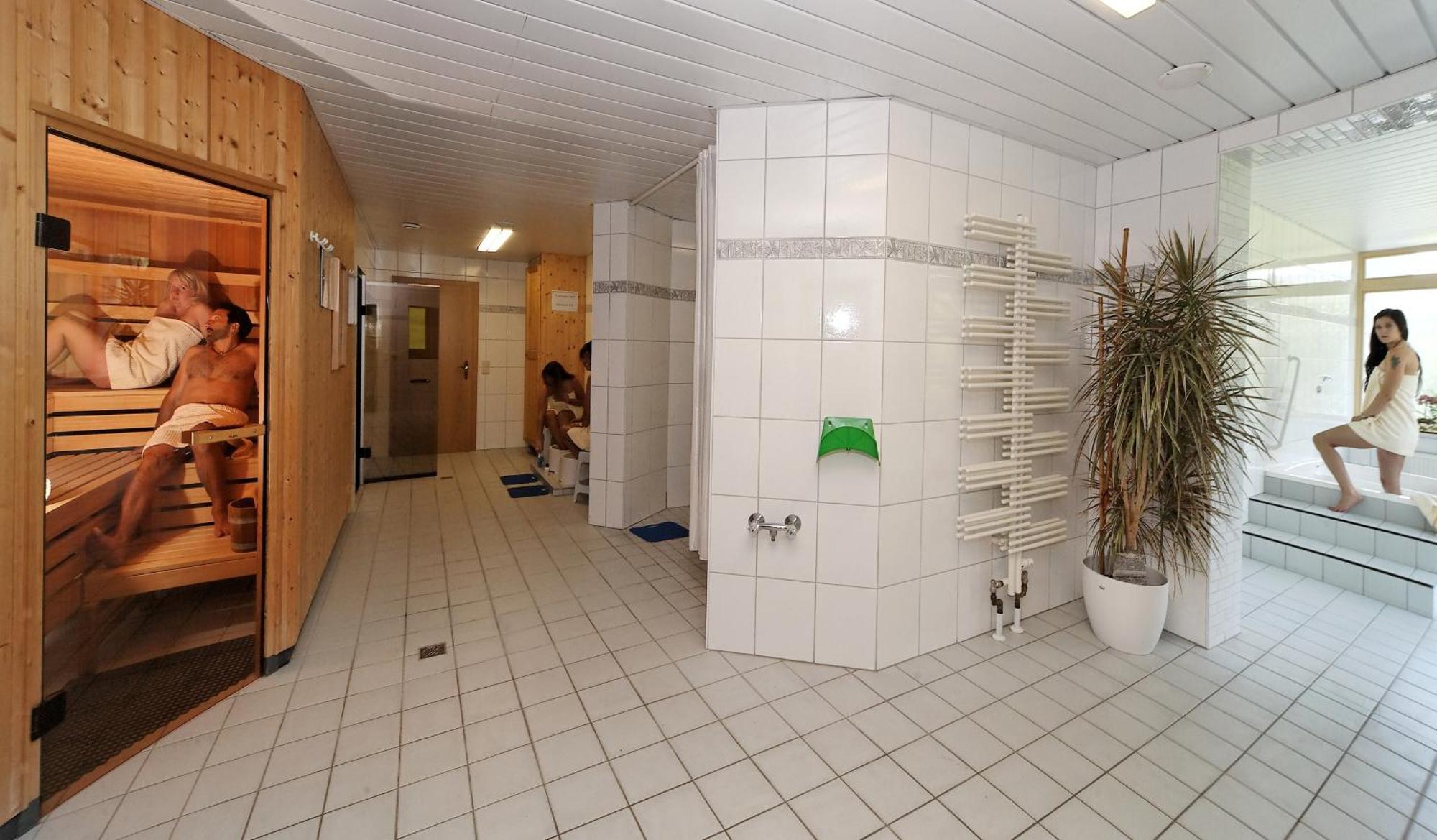 ホテル Landhaus Maria Bed&Breakfast レーゲン エクステリア 写真